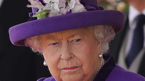 Queen Elizabeth To Abdicate British Throne In Three Years Report The Advertiser
