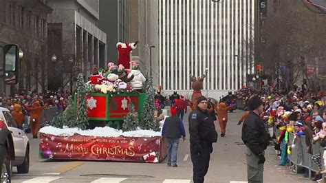 Hundreds Flock Downtown For 93rd Annual Tulsa Christmas Parade Ktul