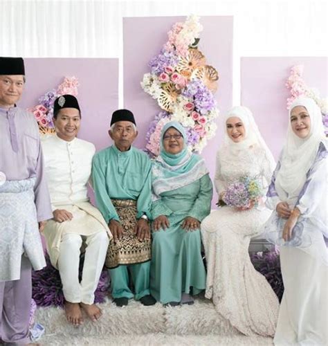 Anime online gratis, mira los ultimos capitulos de los animes del momento sin ninguna restriccion subtitulados al español latino en animebum. Kembali Bertemu Setelah 7 BULAN TERP1SAH Dengan Suami ...