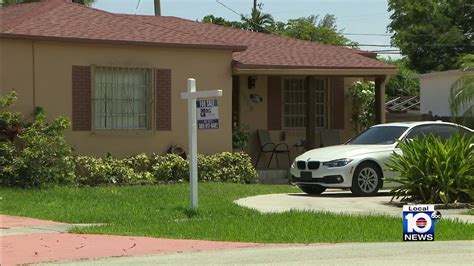 Real Estate Experts Say Overvalued Market Causing South Florida