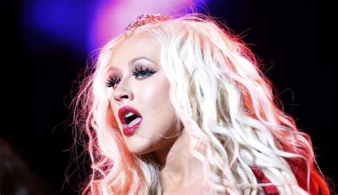 Christina Aguilera Smoking Hot In New ‘maxim Photoshoot Hosts Epic