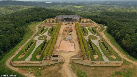 tyler perry builds massive atlanta mansion fit for a billionaire