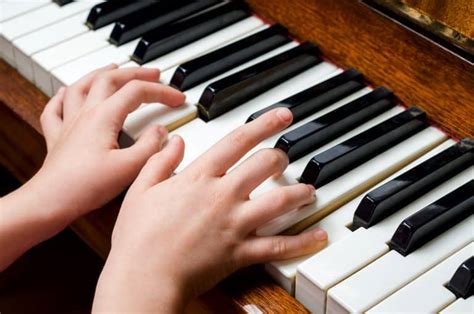 The Best Ways To Learn The Piano During 2022 From Home