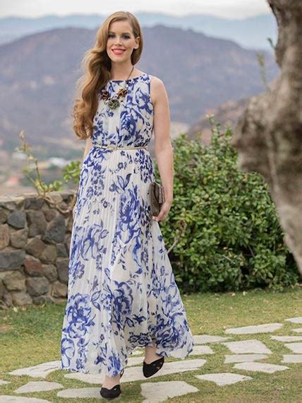 Si se celebra en un jardín los. Descubre Cómo Vestirte para una Boda en el Campo