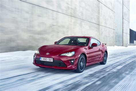 The toyota 86 is a 2+2 sports car jointly developed by toyota and subaru, manufactured at subaru's gunma assembly plant along with a badge engineered variant, marketed as the subaru brz. Precios Toyota GT86
