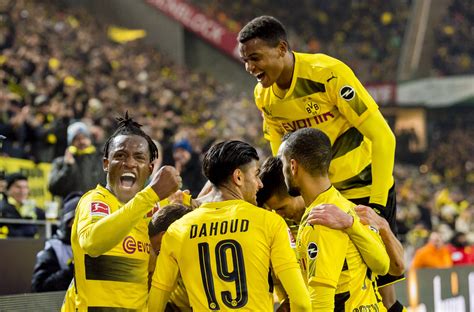 Dé dortmund webshop · official dortmund kleding · dortmund 2017/2018 Match Preview: Borussia Dortmund vs Augsburg; Can BVB continue winning streak?