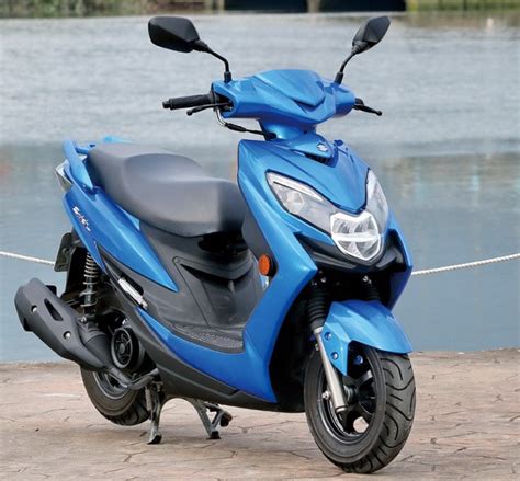 Swish meaning, definition, what is swish: 【單車試駕】鈴木新旗艦 2018 Suzuki Swish 125深入試駕報導-兩輪誌