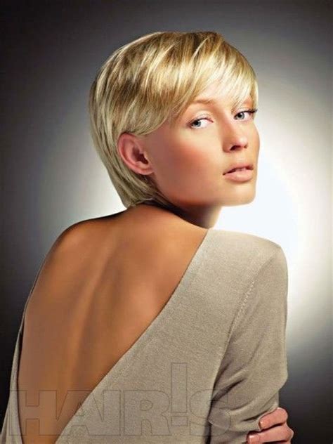 Plus, with options to suit all face shapes and hair types, you'll be spoilt for choice. Hairstyles for Short Straight Hair
