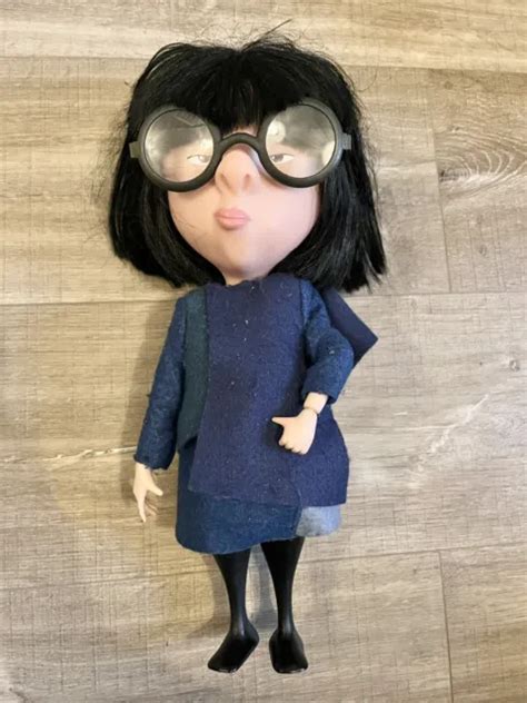 Disney Pixar The Incredibles 2 Interactive Talking Edna Mode Doll