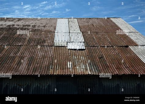 Rusty Tin Roof Stock Photo Alamy