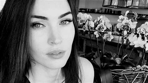 Megan Fox Is Headed To New Girl And Shes Shaking