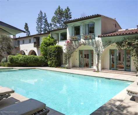 Cameron Diaz S Stunning Home From The Holiday Is For Sale