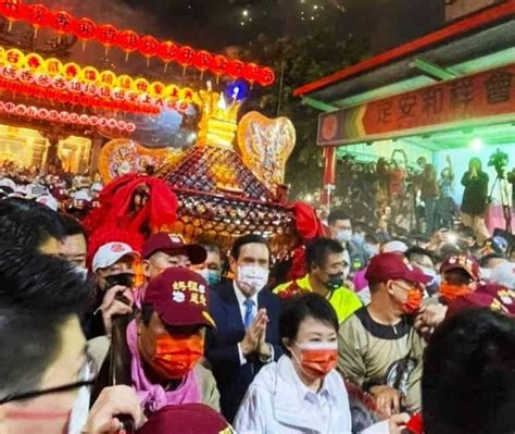 Huge Crowds Join Annual Religious Procession On First Day Of Mazu