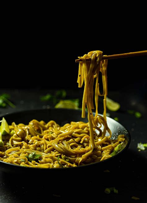 Spicy Asian Noodles Spicy Asian Noodles Plant Based Recipes Dinner Recipes With Few Ingredients