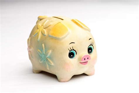 Vintage Piggy Banks Value Identification And Price Guides