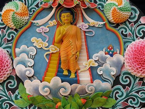 Lhabab Düchen Celebrates Buddhas Return From Heaven Of The 33 At Age
