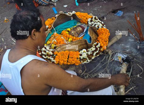 Hindu Beerdigung Ritual (Indien Stockfotografie - Alamy