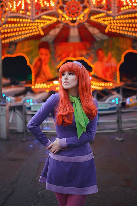 Daphne Blake Cosplay By Kikolondon Scooby Doo Daphne Costume 48480 Hot Sex Picture