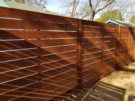 Custom Wood Fence Austin Tx Horizontal Cedar And Picket Fences Sierra
