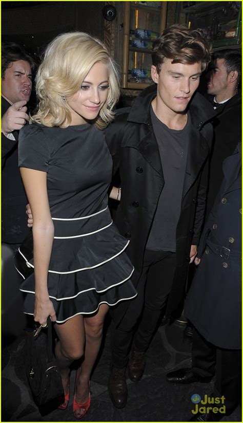 Pixie Lott Fashion S Night Out With Oliver Cheshire Photo