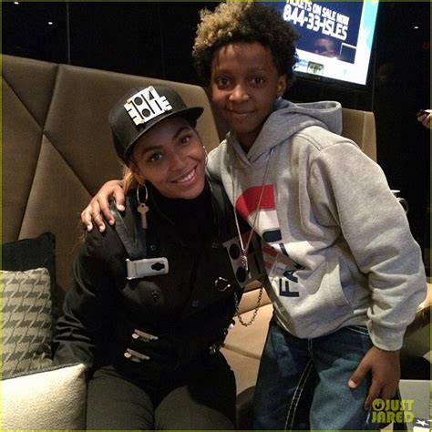 Beyonce And Blue Ivy Dress Up As Janet And Michael Jackson For Halloween Photo 3231758 Beyonce
