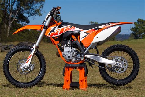 All over the world, in both professional and amateur classes. Tested: 2015 KTM 250 SX-F - MotoOnline.com.au