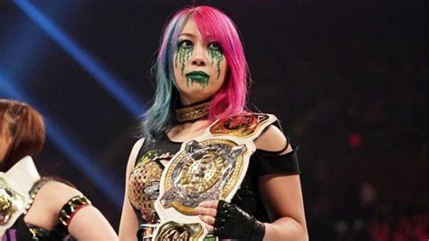 Asuka Has Been Spamming Every Wwe Affiliated Twitter Account Wrestling
