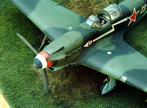 Yak 1b by Frank Crenshaw (Accurate Minatures, 1/48)