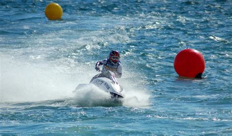 Best Places For Jet Skiing In The World Mysterioustrip