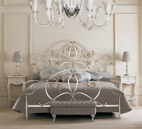 Double Bed Traditional Style Forged Iron Angelica Giusti