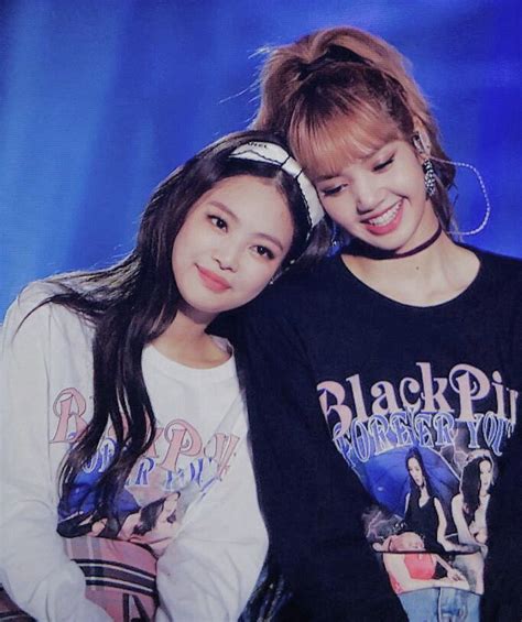 Blackpink Jennie And Lisa In Your Area Tour Seoul 2018 Blackpink
