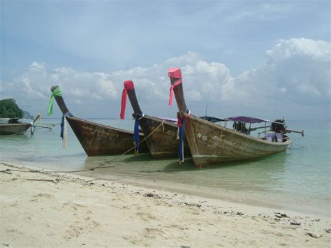 Fantastic experience from start to finish. Long tail boats - Krabi