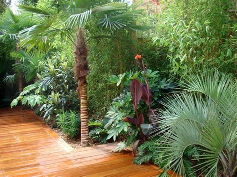 20 Wonderful Tropical Landscaping Ideas For Garden Trendedecor
