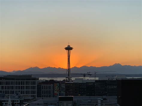 Great View Of The Space Needle At Sunset From My Balcony Rseattle