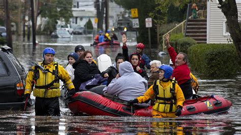 Emergency Workers Heroes Even Before Sandy Sdpb Radio