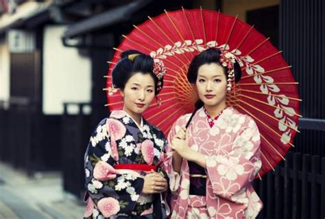 Japanese Culture Traditions — Explore 8 Traditional Japanese Cultural Beauties Living Nomads