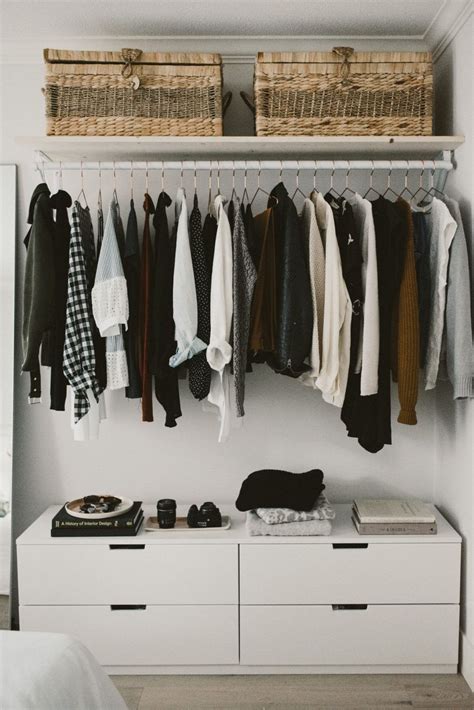 20 Open Wardrobe Ideas For Small Bedrooms Decoomo