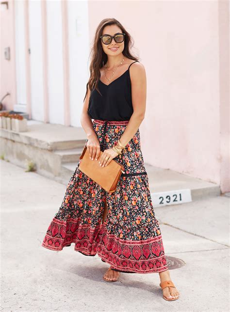 Six Ways To Wear A Maxi Skirt Summer Outfits