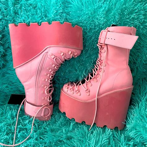 Size 6 Sugar Thrillz Traitor Platform Boots Pink Gem