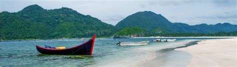 Jikalau pergi pantai timur, terengganu adalah negeri dan lokasi pilihan jika ingin bercuti dan melancong di sana. 5 Tempat Paling Menarik Banda Aceh Indonesia POPULAR