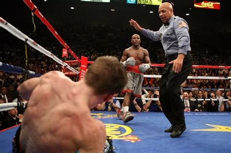 Boxings Greatest Knockouts In Pictures Amir Khans Dramatic Canelo