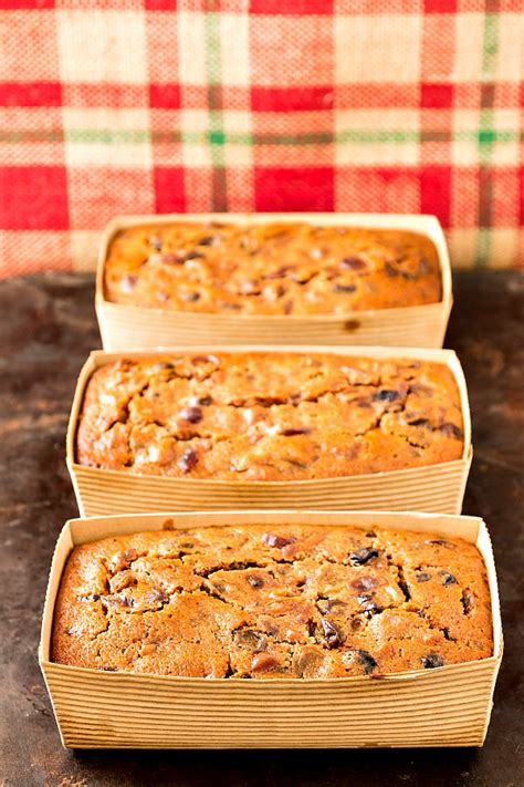 Whisk the flour, baking powder, salt and ginger together in a medium bowl and set aside. Alton Brown Fruit Cake | The Beloved's Version | Pastry ...