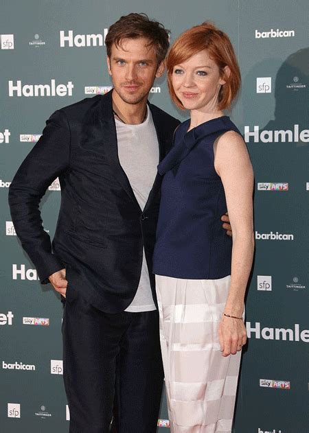 English Actor Dan Stevens Is Happily Married To Wife Susie Hariet See