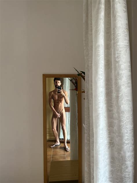 Male Celebrity Naked On Twitter Rt Francamenteeo Nope