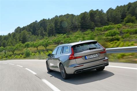 Volvo V Im Test Der Neue Kombi Sch Nling Der Spiegel
