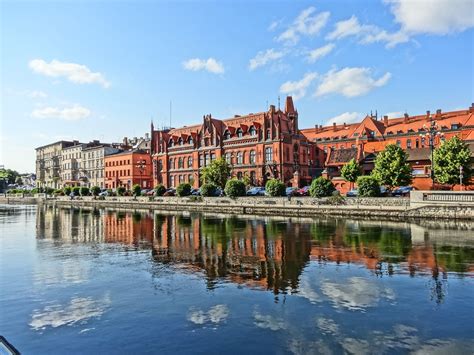 Co zwiedzić w Bydgoszczy ciekawe atrakcje turystyczne Ciekawe miejsca