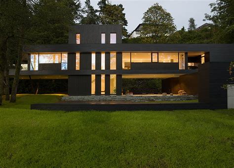 20 Unique Black Modern Homes Youll Admire Home Design Lover