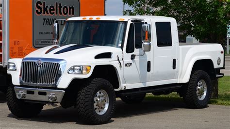 Heres What Makes The International Mxt Diesel Truck So Cool