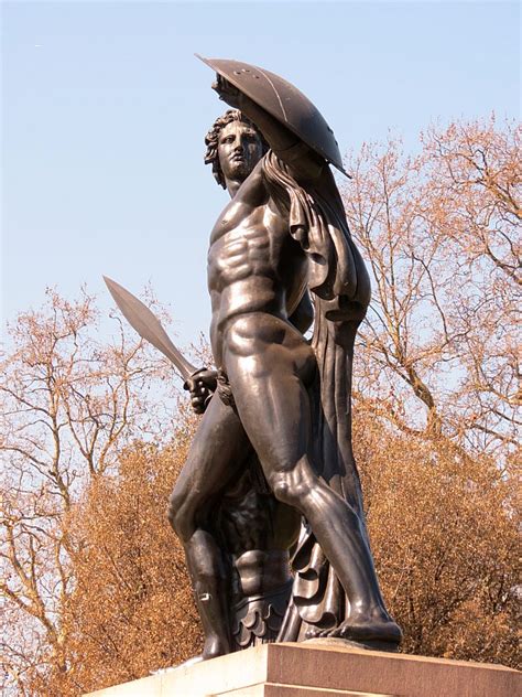 A beautiful park with so much to offer: Achilles Statue at Hyde Park Corner (Wellington Monument ...