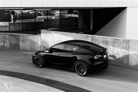 Tesla Model Y Black Ag Luxury Agl64 Wheel Front